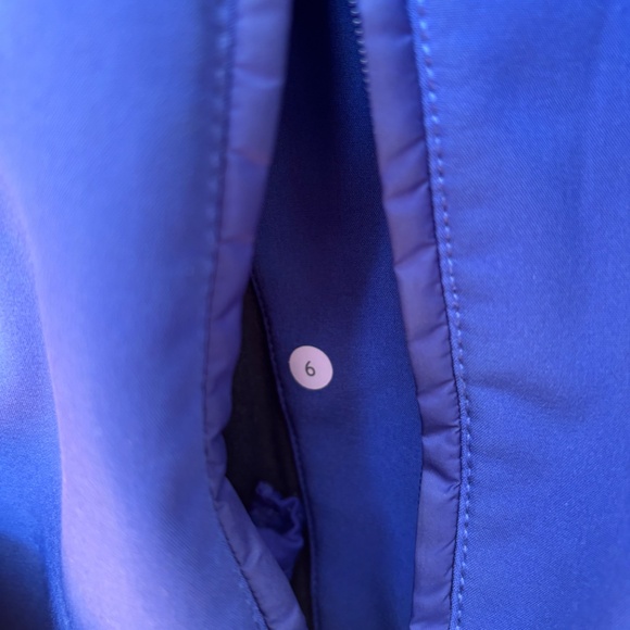 Lululemon Paddington Softshell Coat, Size 6 - Picture 2 of 4